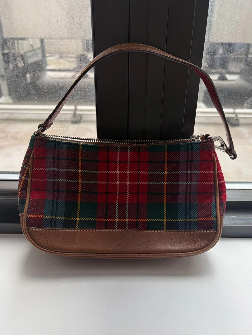 VINTAGE COACH Y2K Plaid Tartan Holiday Collection Demi Shoulder Bag Pochette